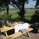 Alojamento de Acomodação e Pequeno-almoço Op De Brabantse Wal Halsteren