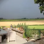 Alojamento de Acomodação e Pequeno-almoço Op De Brabantse Wal 4*