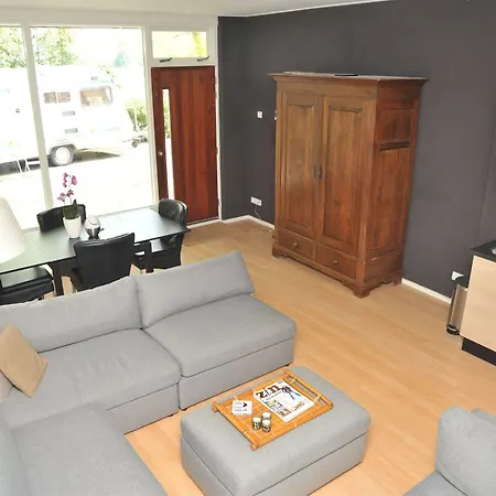 Bed & Breakfast Op De Brabantse Wal 4*