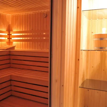 Op De Brabantse Wal Bed & Breakfast Halsteren